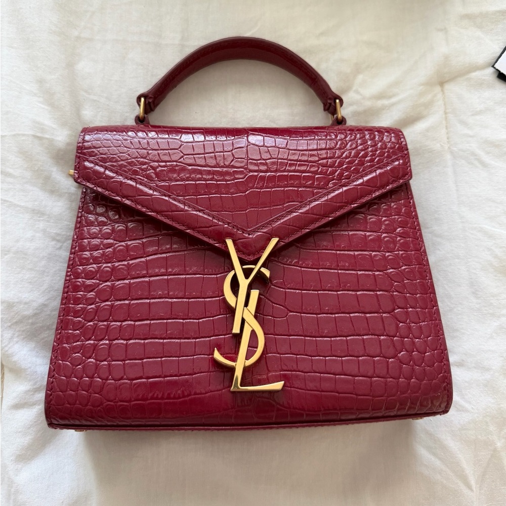 Yves Saint Laurent Red Croc-Embossed hand bag with strap